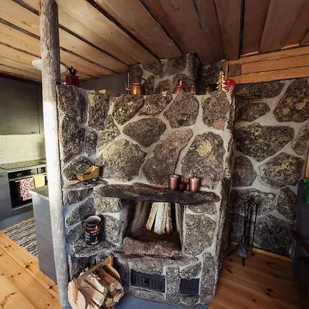 Resort Napapiirin Jaervilomat Luukonniemi