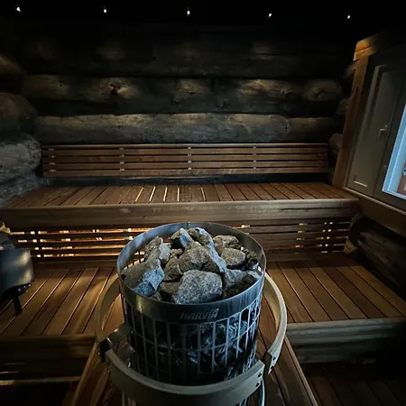 אתר נופש Napapiirin Jaervilomat Luukonniemi