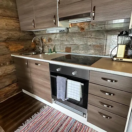 Napapiirin Jaervilomat *