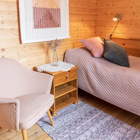 Napapiirin Jaervilomat Luukonniemi