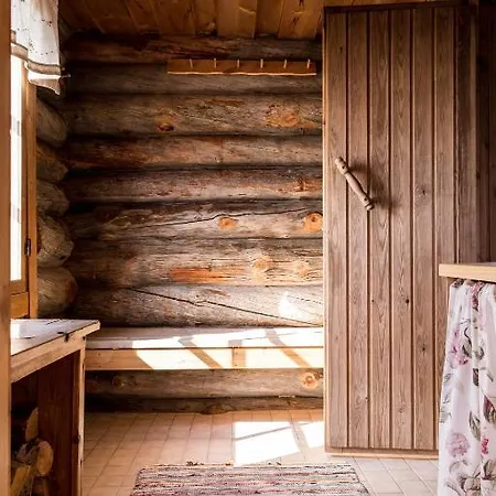 Napapiirin Jaervilomat Resort Luukonniemi